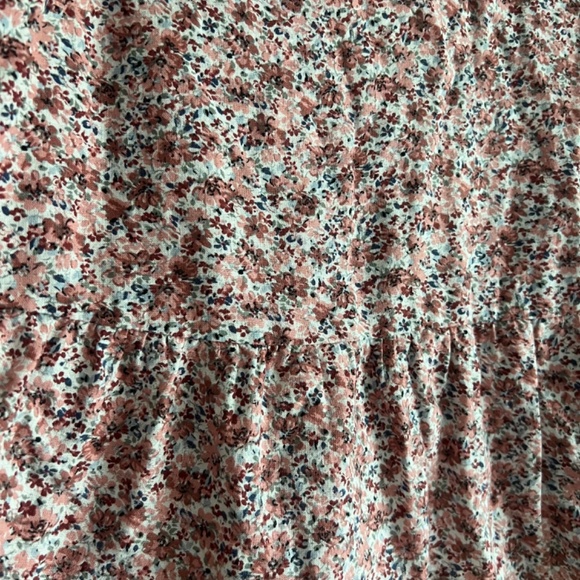 Abercrombie & Fitch Floral V-Neck Blouse - Picture 2 of 6